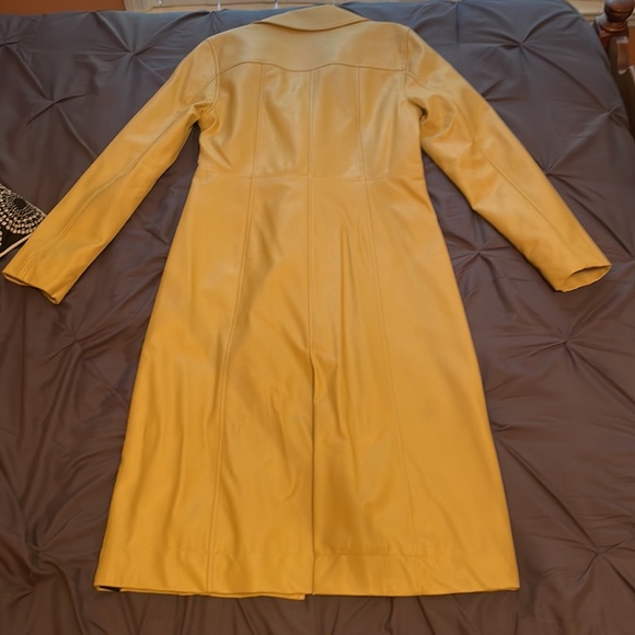 Lara Vegan Leather Coat by Urban Outfitters - Picture 7 of 9